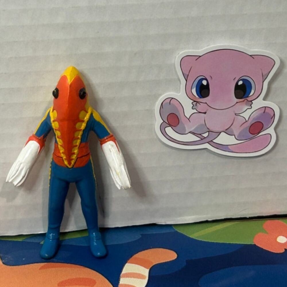 Ultraman 3.25" Metron Alien Kaiju Monster Figure Gashapon Bandai